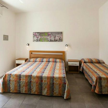 Hotel Augusta 카오를레 외부 사진